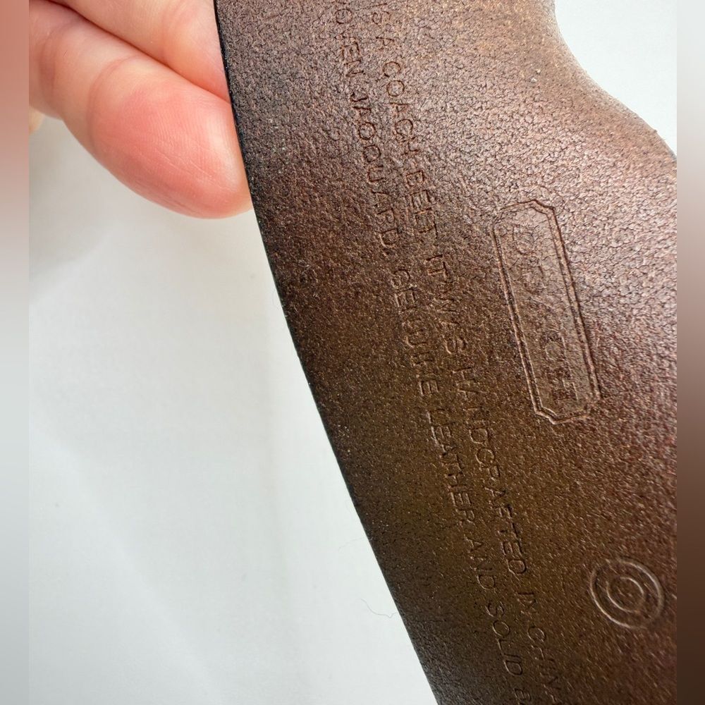 ~38" Pre-owned early 2000s COACH all leather belt in Small - Picture 8 of 12